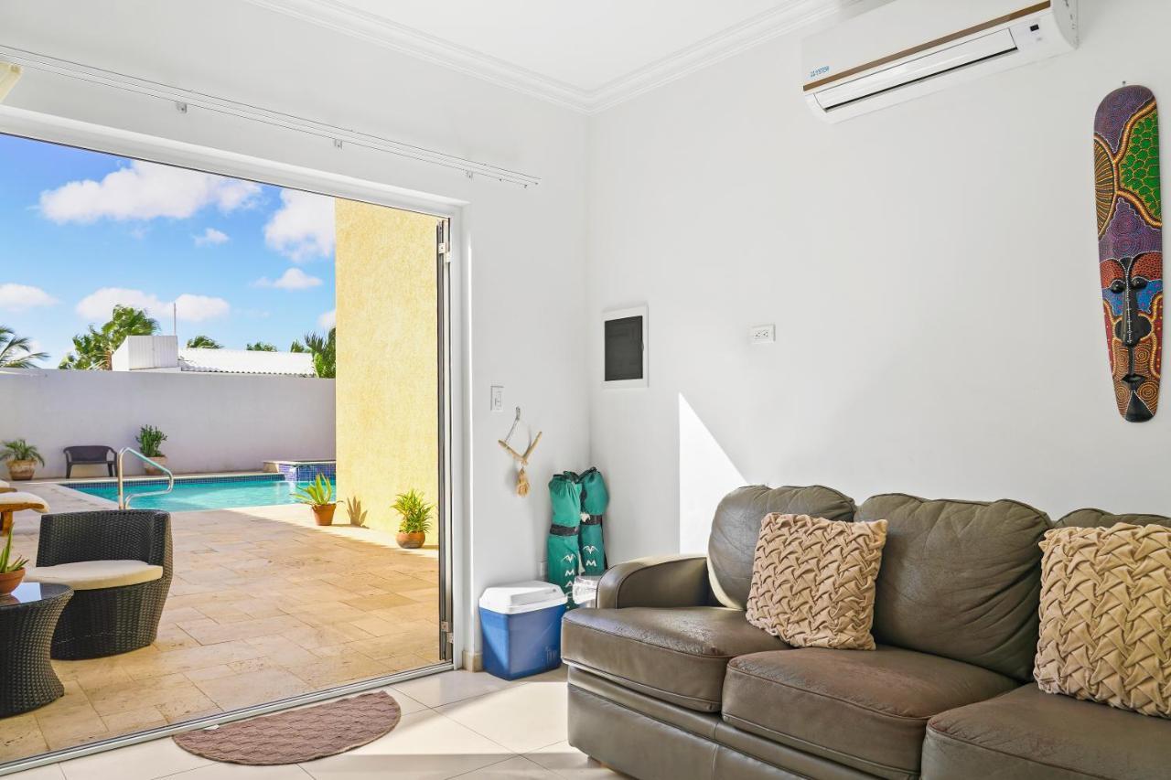 Aruba'S Bakval Suites Eksteriør bilde