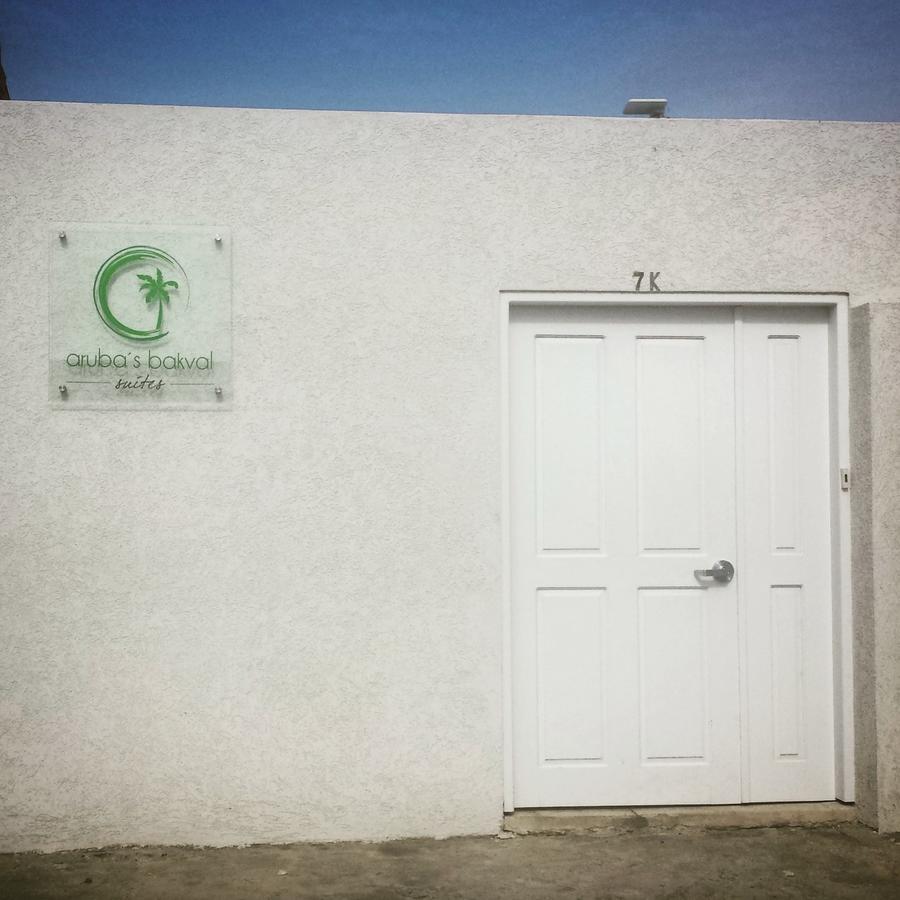 Aruba'S Bakval Suites Eksteriør bilde